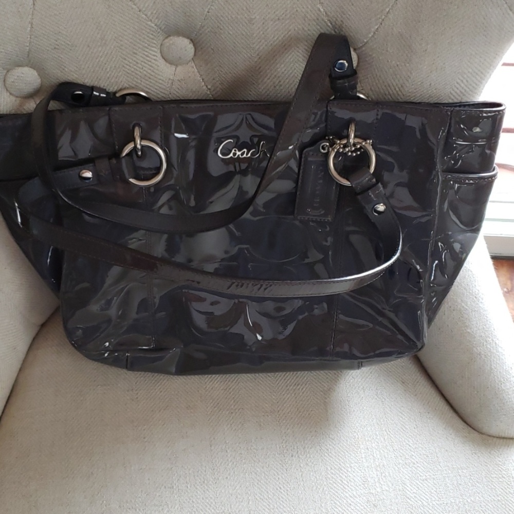 Gray shiney coach purse